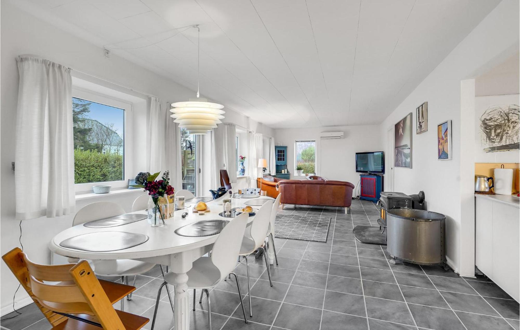 Beautiful Home In Nakskov With Kitchen Eksteriør billede