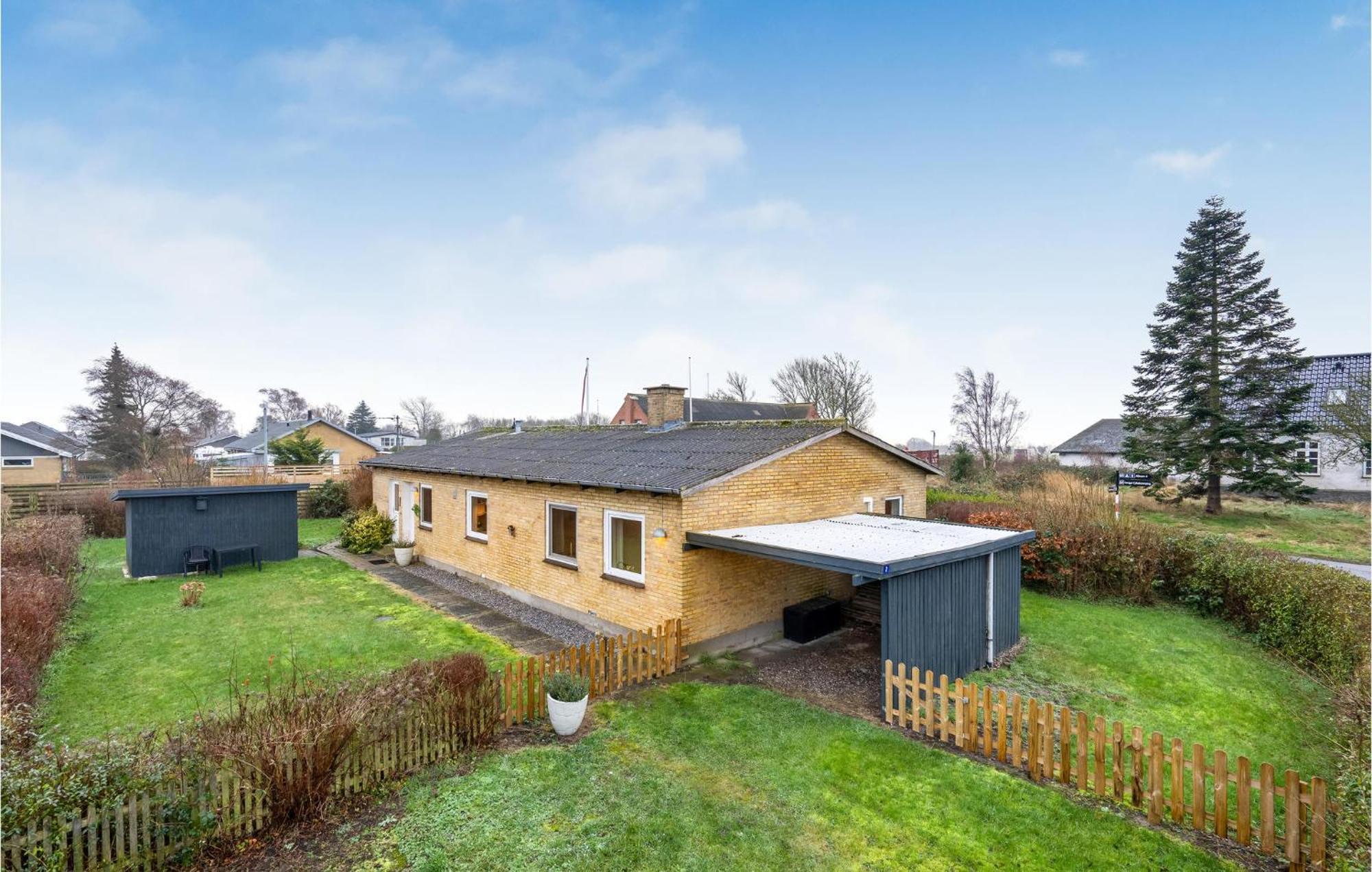 Beautiful Home In Nakskov With Kitchen Eksteriør billede
